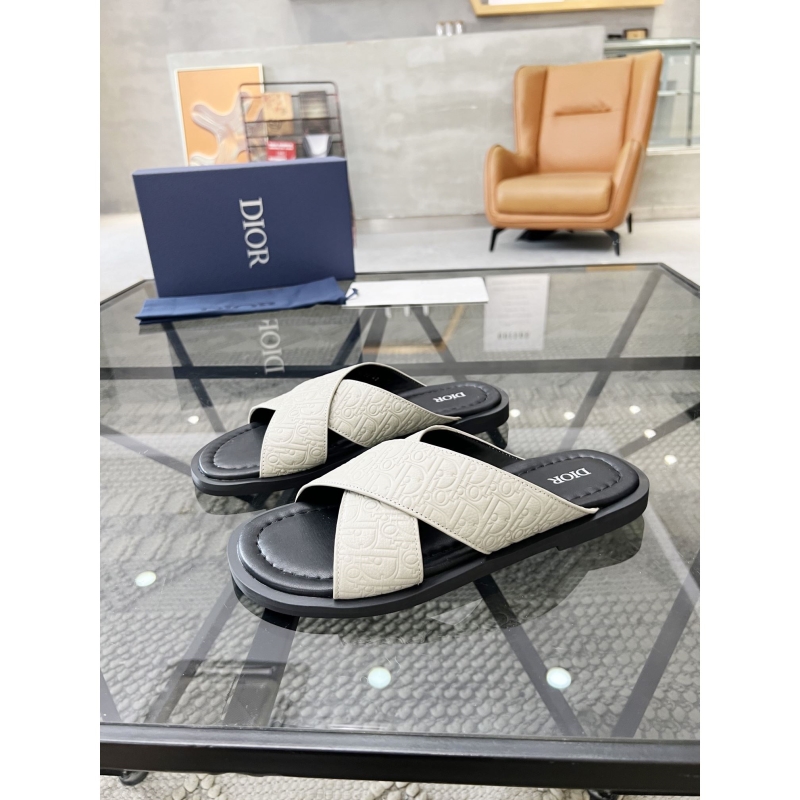 ch**an D*or slippers